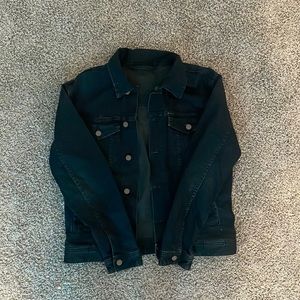Long-sleeve black denim jacket